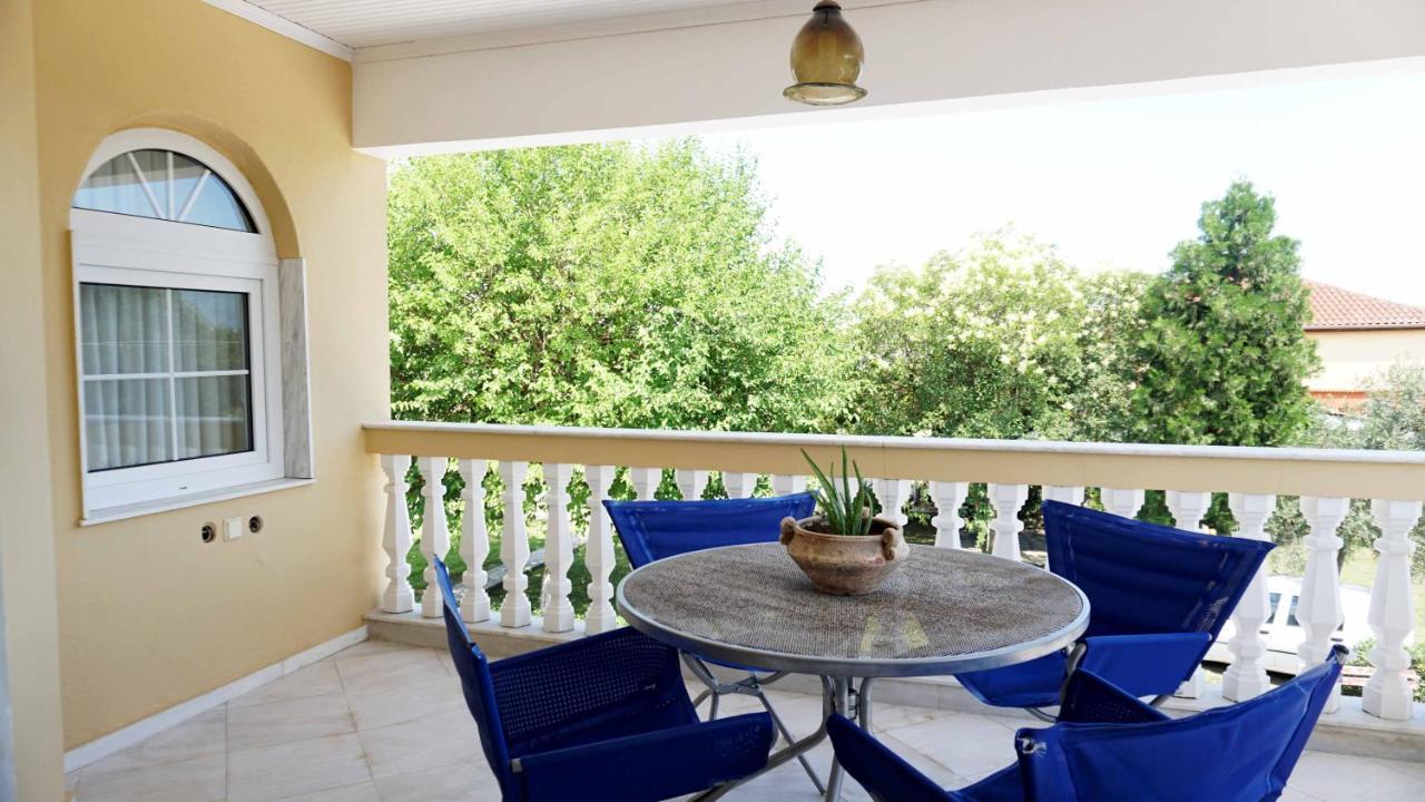 Villa Karras Неа-Врасна Екстер'єр фото